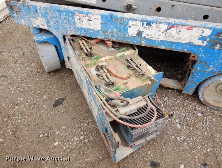 image for item DN1485 (2) Genie scissor lifts