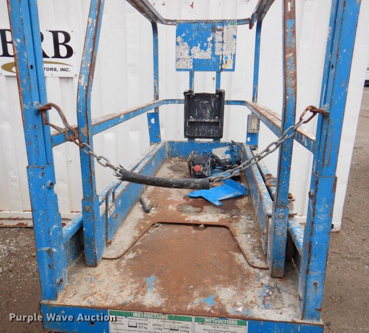 image for item DN1485 (2) Genie scissor lifts