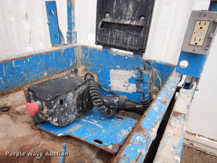 image for item DN1485 (2) Genie scissor lifts