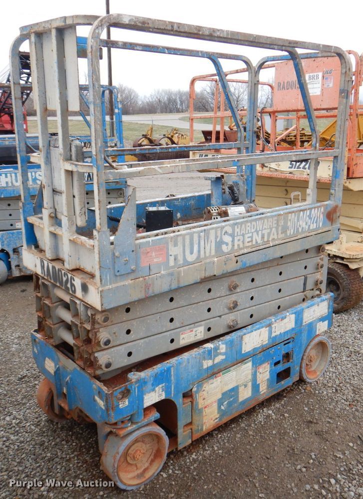 image for item DN1485 (2) Genie scissor lifts