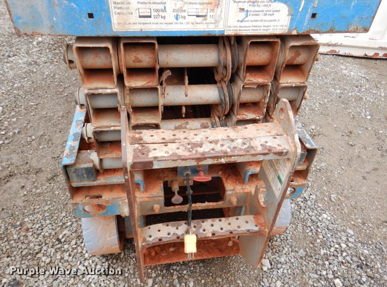 image for item DN1485 (2) Genie scissor lifts