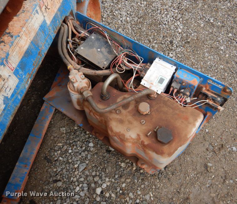 image for item DN1485 (2) Genie scissor lifts