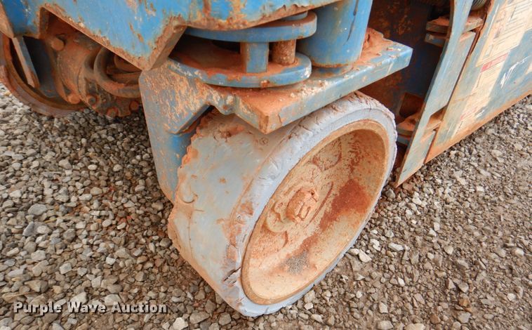 image for item DN1485 (2) Genie scissor lifts