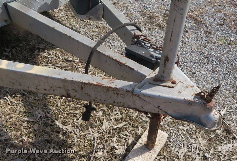 image for item DN7924 2007 Wells Cargo  enclosed cargo trailer