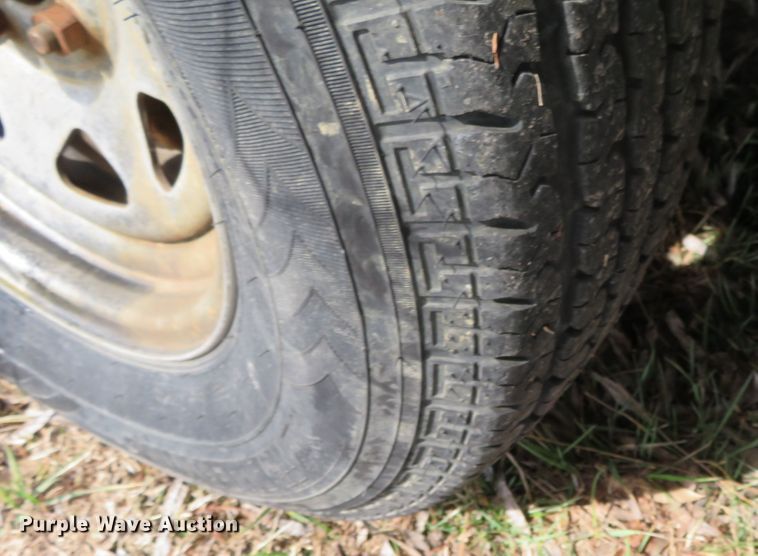 image for item DN7924 2007 Wells Cargo  enclosed cargo trailer