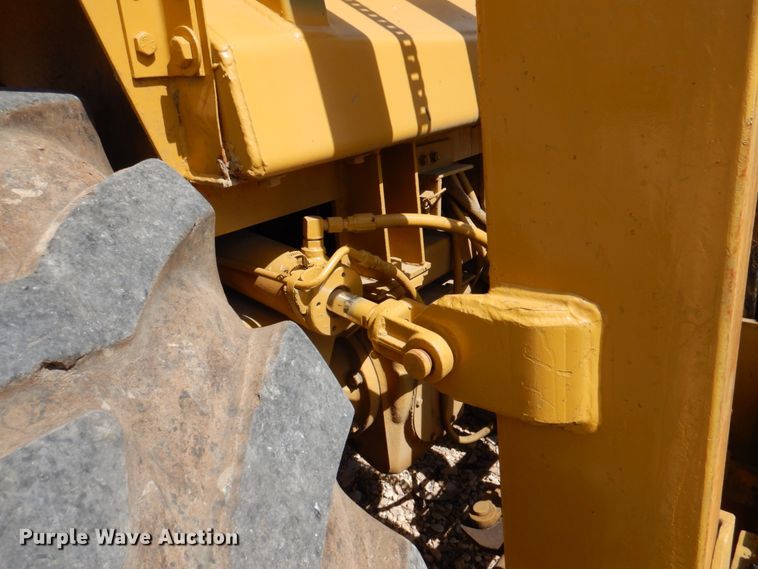 image for item DP3914 Case 580  forklift