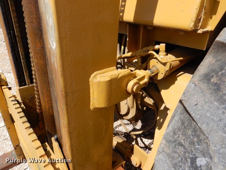 image for item DP3914 Case 580  forklift