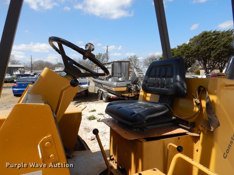 image for item DP3914 Case 580  forklift