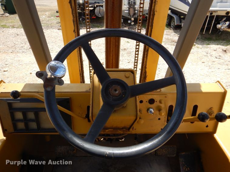 image for item DP3914 Case 580  forklift