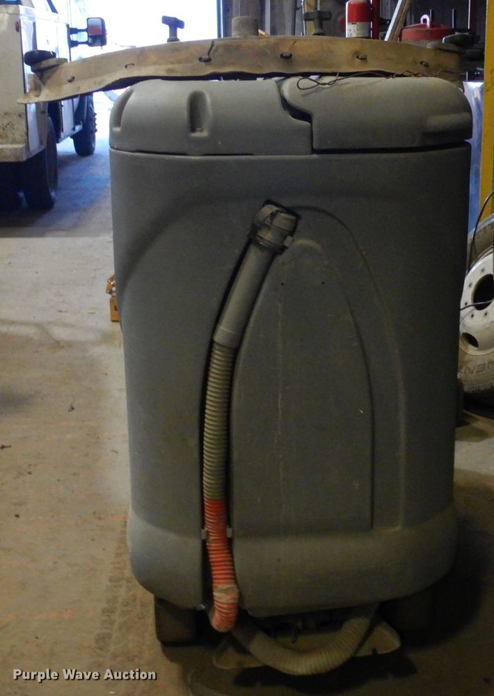 image for item EP9727 Nilfisk Advance 3210D  floor sweeper