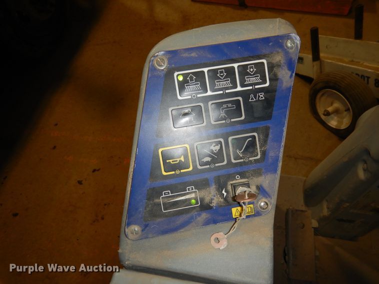 image for item EP9727 Nilfisk Advance 3210D  floor sweeper