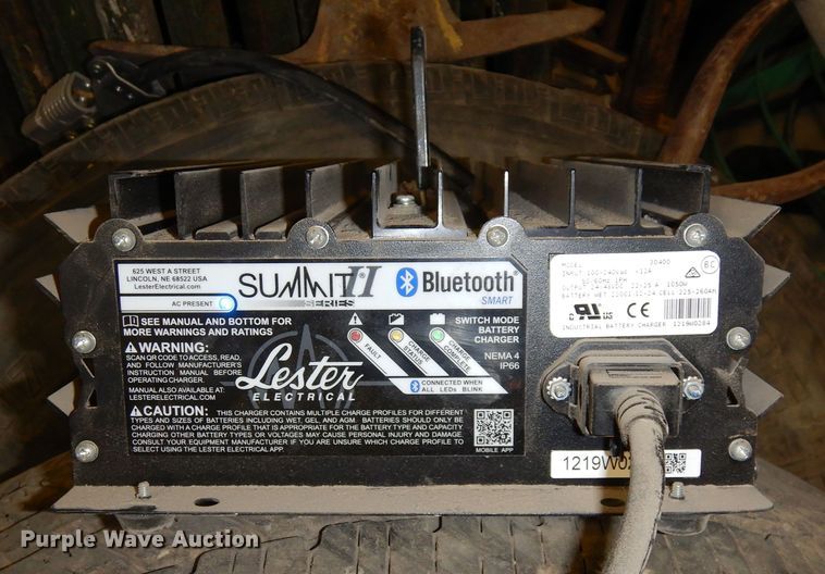 image for item EP9727 Nilfisk Advance 3210D  floor sweeper