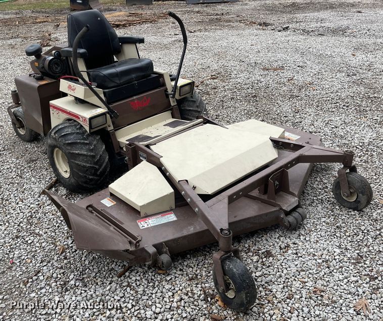 image for item FV9432 Grasshopper 928D  ZTR lawn mower