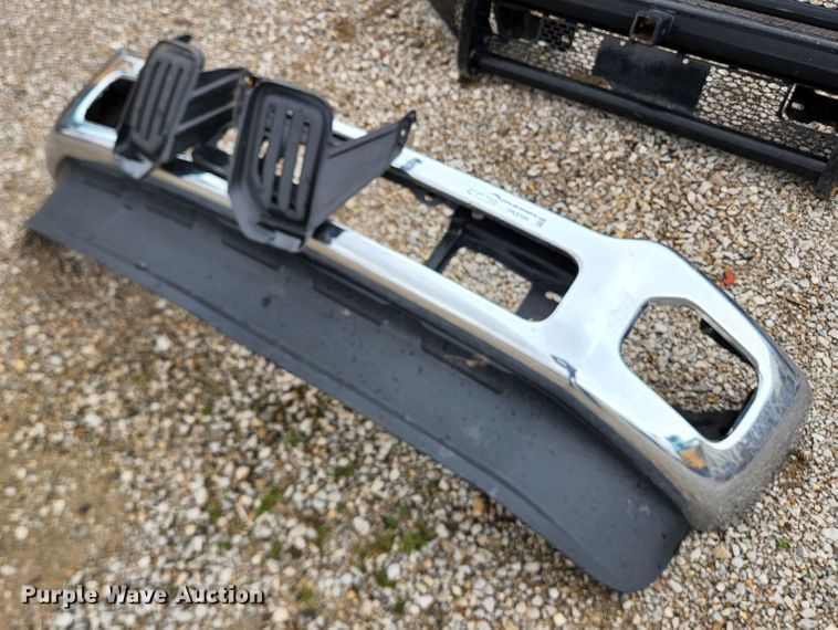 image for item HK9386 Front bumper