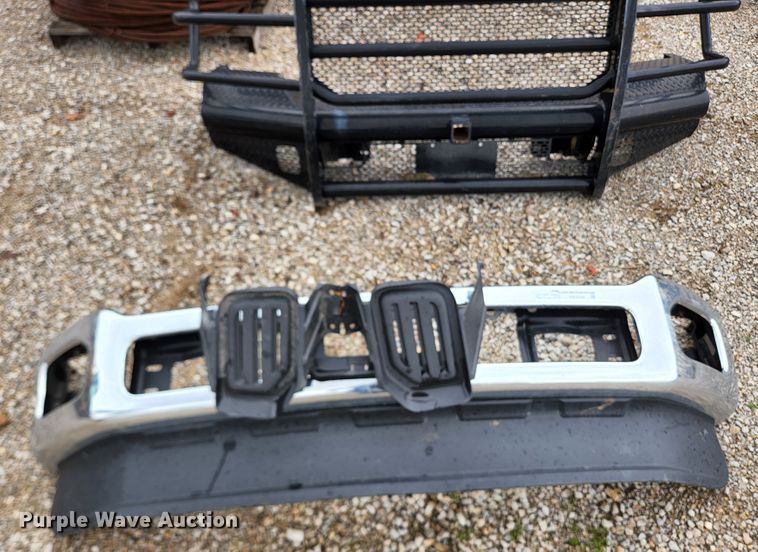image for item HK9386 Front bumper