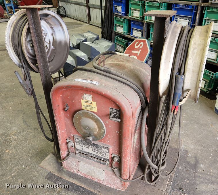 image for item HK9393 Lincoln 250  welder
