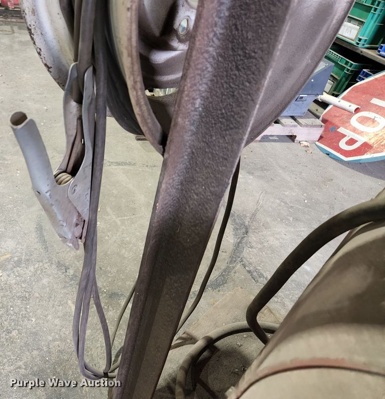 image for item HK9393 Lincoln 250  welder