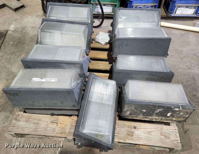 image for item HK9397 (9) wall mounted lights