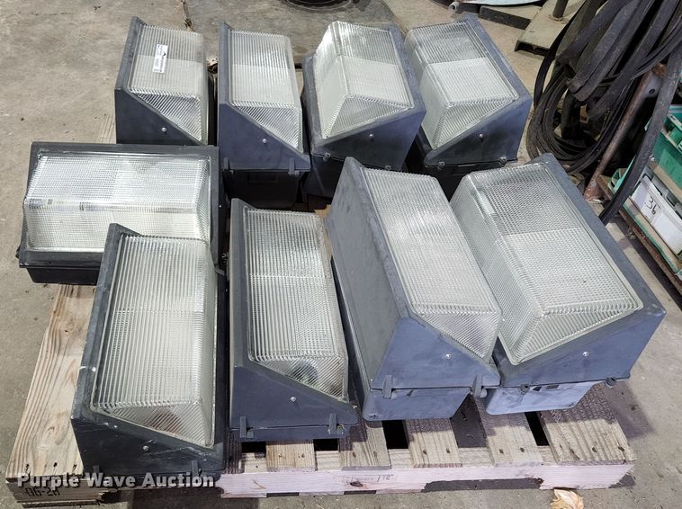 image for item HK9397 (9) wall mounted lights