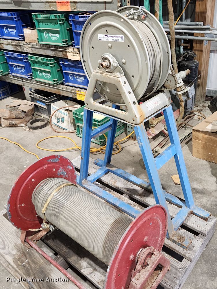 image for item HK9401 (2) cable reels