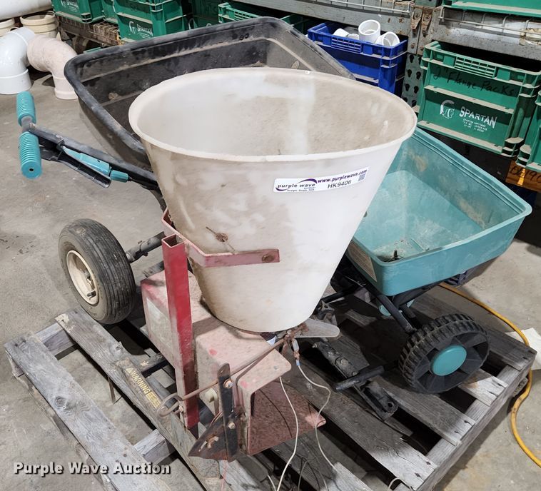 image for item HK9406 Grass seeders