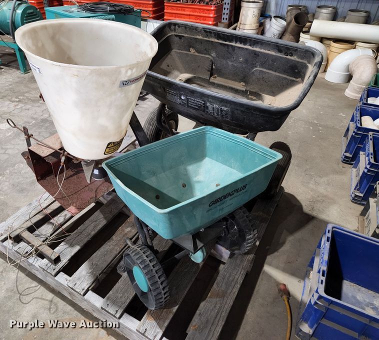 image for item HK9406 Grass seeders