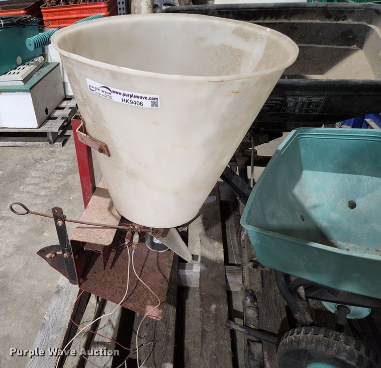 image for item HK9406 Grass seeders