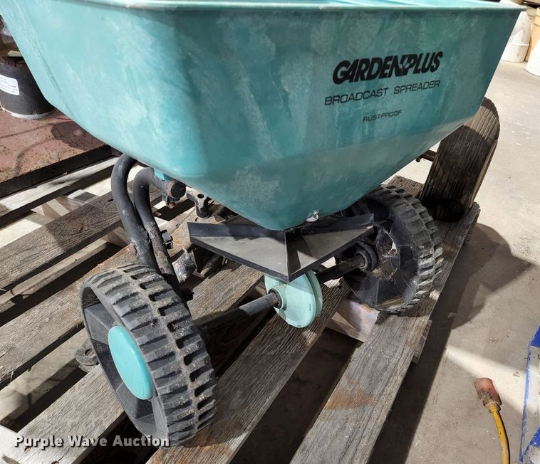 image for item HK9406 Grass seeders