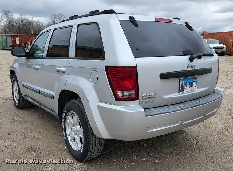 image for item HK9416 2007 Jeep Grand Cherokee Laredo  SUV