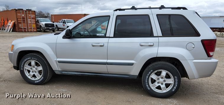 image for item HK9416 2007 Jeep Grand Cherokee Laredo  SUV