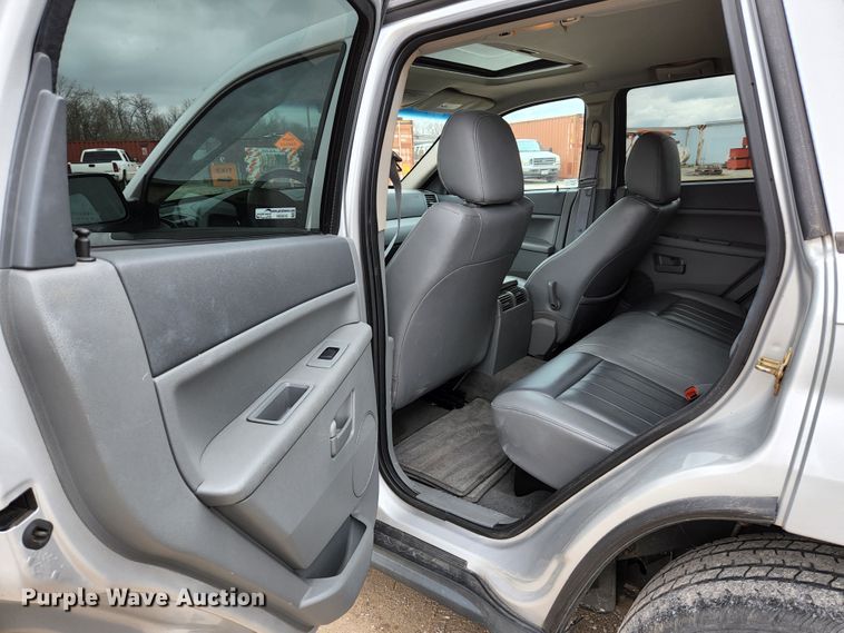 image for item HK9416 2007 Jeep Grand Cherokee Laredo  SUV