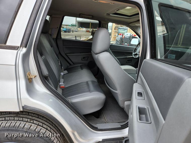 image for item HK9416 2007 Jeep Grand Cherokee Laredo  SUV