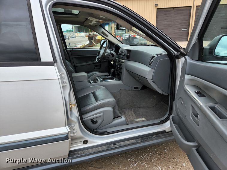 image for item HK9416 2007 Jeep Grand Cherokee Laredo  SUV