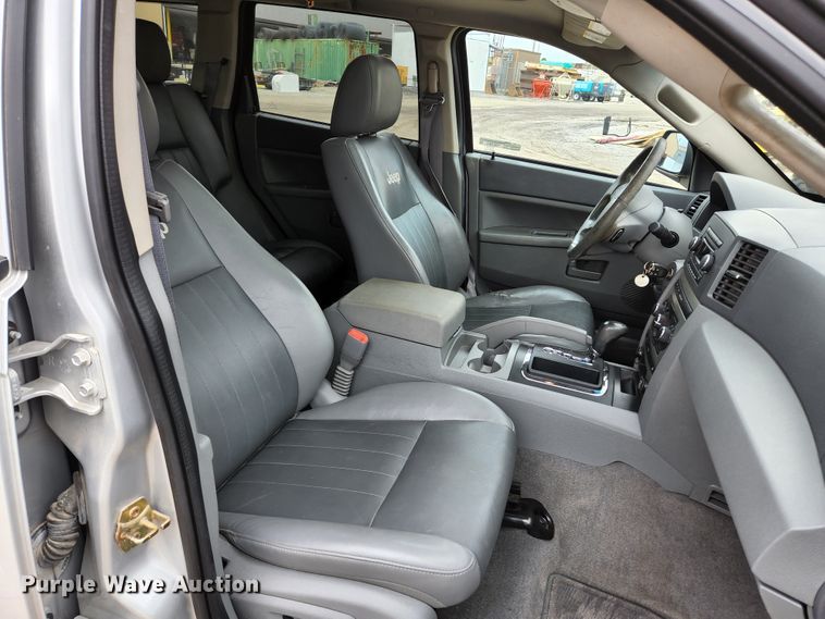 image for item HK9416 2007 Jeep Grand Cherokee Laredo  SUV