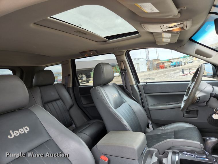 image for item HK9416 2007 Jeep Grand Cherokee Laredo  SUV