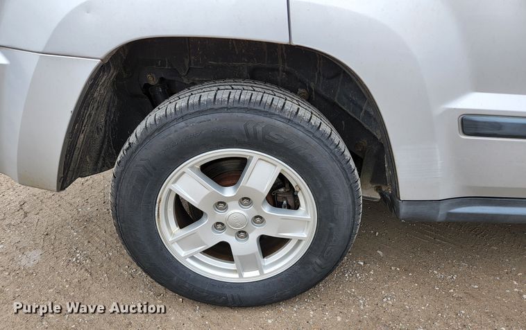 image for item HK9416 2007 Jeep Grand Cherokee Laredo  SUV