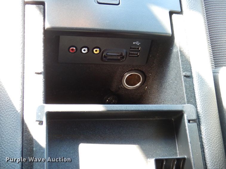 image for item HK9451 2013 Ford Taurus SEL