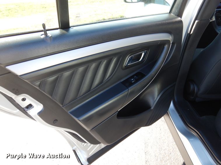 image for item HK9451 2013 Ford Taurus SEL