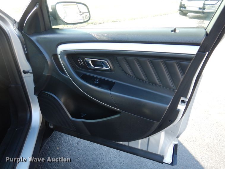 image for item HK9451 2013 Ford Taurus SEL