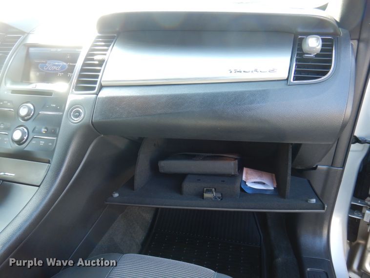 image for item HK9451 2013 Ford Taurus SEL