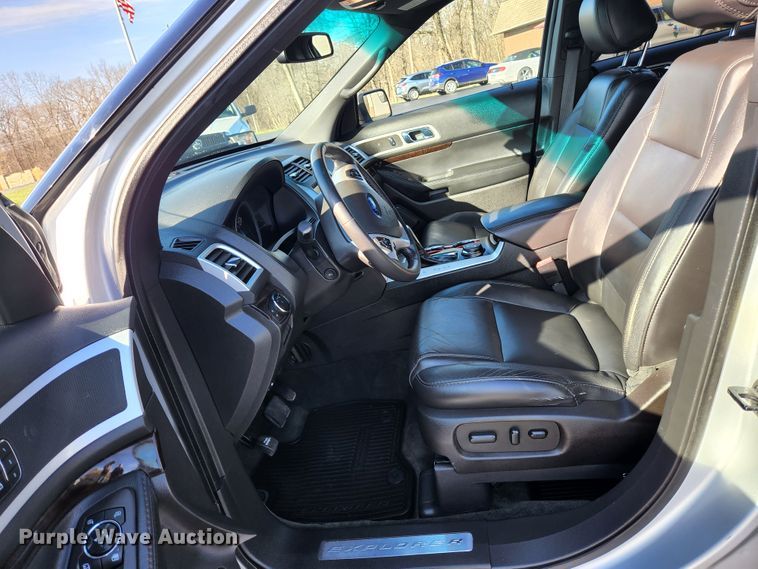 image for item HK9452 2015 Ford Explorer Limited  SUV