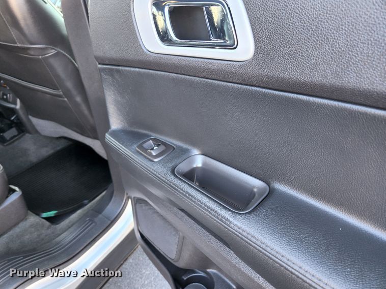 image for item HK9452 2015 Ford Explorer Limited  SUV