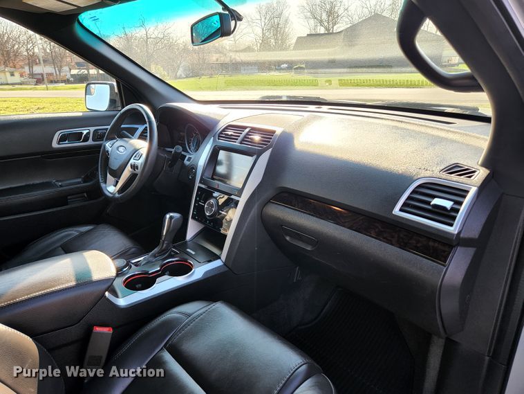 image for item HK9452 2015 Ford Explorer Limited  SUV