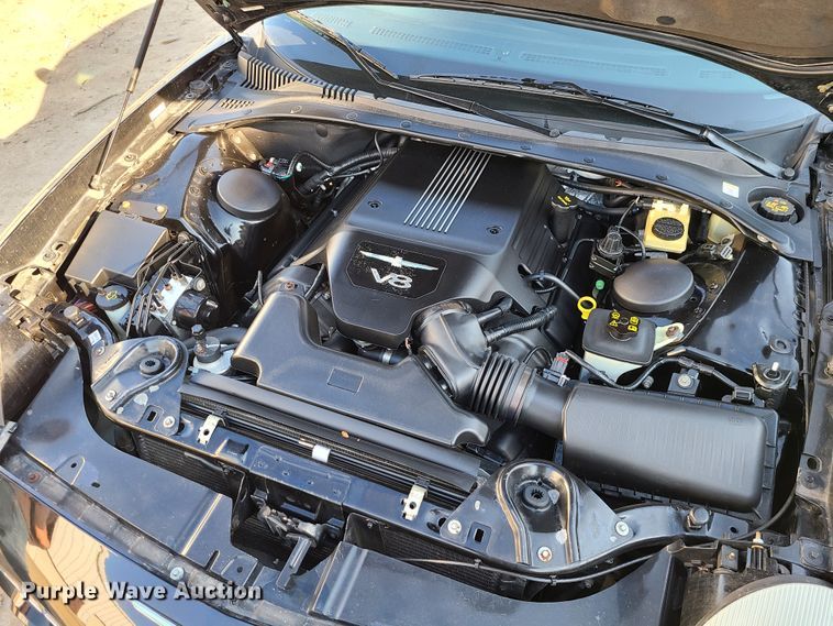 image for item IF9355 2004 Ford Thunderbird  convertible