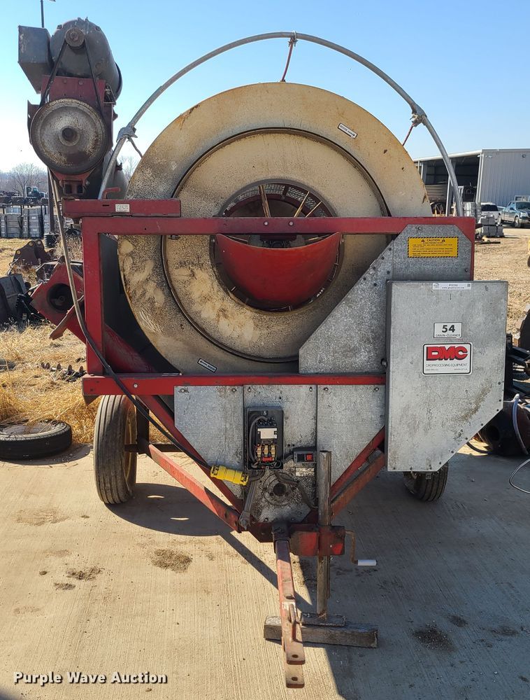 image for item IF9356 DMC 54  Hi-Cap grain cleaner