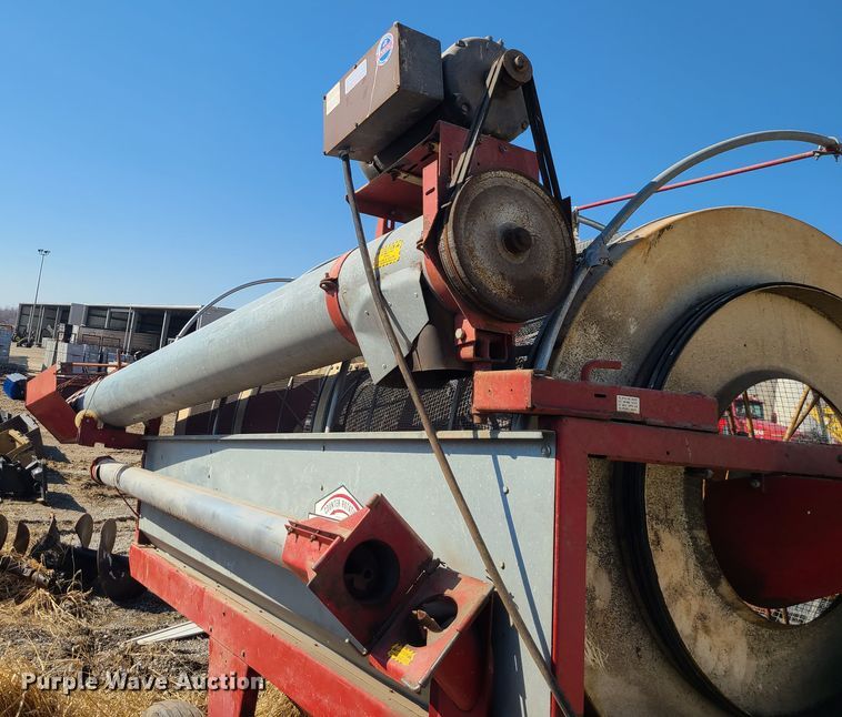 image for item IF9356 DMC 54  Hi-Cap grain cleaner