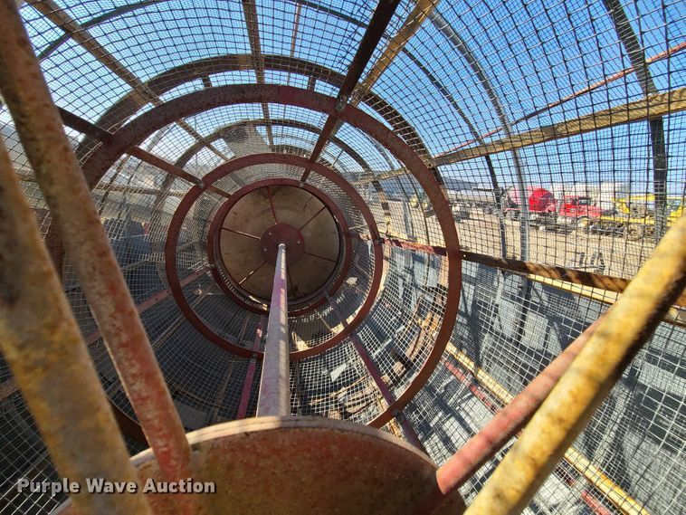 image for item IF9356 DMC 54  Hi-Cap grain cleaner