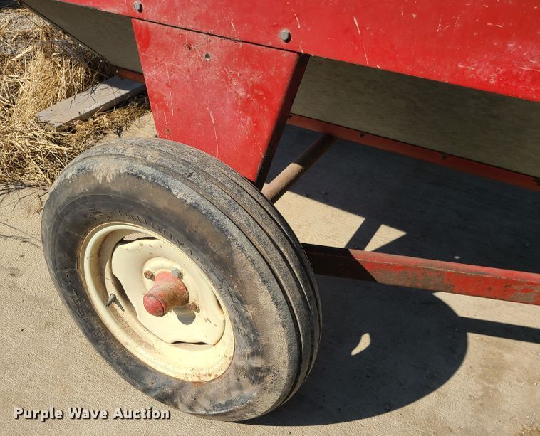 image for item IF9356 DMC 54  Hi-Cap grain cleaner