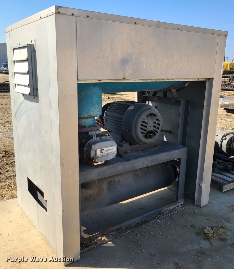 image for item IF9358 Gardner Denver 4518HL  blower