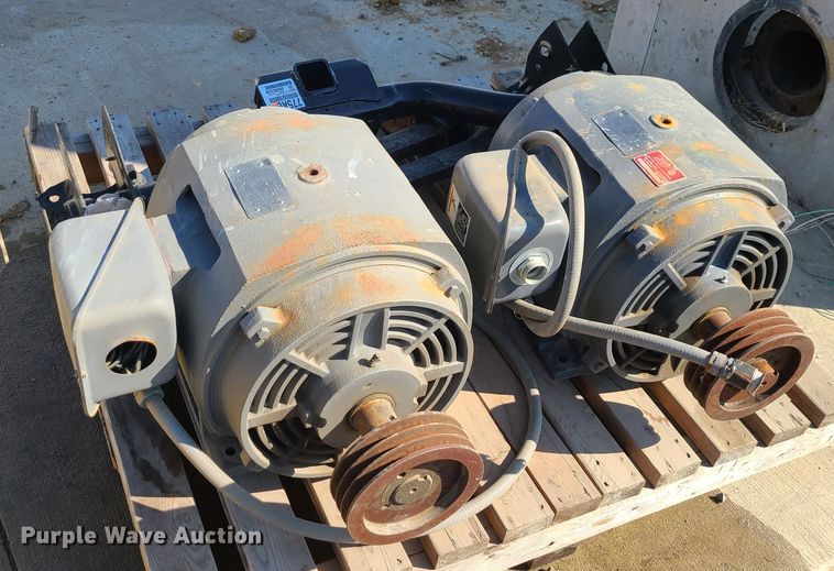 image for item IF9358 Gardner Denver 4518HL  blower